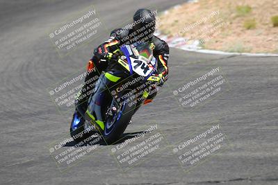 media/Jun-05-2022-WERA (Sun) [[64b01df28d]]/Race 13 senior superbike/